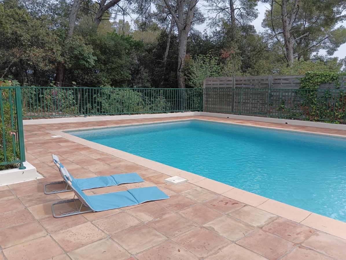 Petite Maison Au Calme - Piscine En Copropriete, Terrasse, Mer, Clim Vallauris Eksteriør bilde