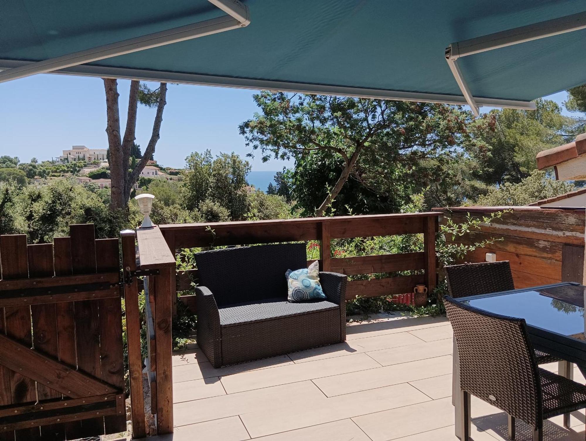 Petite Maison Au Calme - Piscine En Copropriete, Terrasse, Mer, Clim Vallauris Eksteriør bilde
